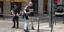 Milano: operaio cade da palazzo, &egrave; gravissimo. Le immagini dal luogo dellincidente
