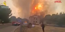Spagna, tre incendi nella regione di Madrid: vigili del fuoco impegnati nelle operazioni di spegnimento