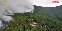 Incendi in Spagna, droni della Guardia Civil in campo per monitorare i roghi