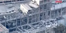 Terremoto in Giappone, edifici in macerie e tetti in fiamme: le immagini della distruzione