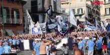 Centenario Napoli, il corteo celebrativo degli ultras "100 anni damore"