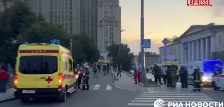 Russia, esplosione in un caff&egrave; a Mosca: larrivo della polizia