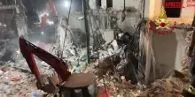 Crollo a Messina, i vigili del fuoco cercano i tre dispersi