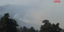 Grecia, le fiamme divampano ancora a Porto Germeno: tornano a volare aerei e elicotteri antincendio