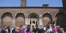 Addio a Don Mazzi, l&rsquo;ultimo saluto nella basilica di Sant&rsquo;Ambrogio a Milano