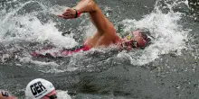 Europei di nuoto nella Senna, i possibili rischi sanitari per gli atleti