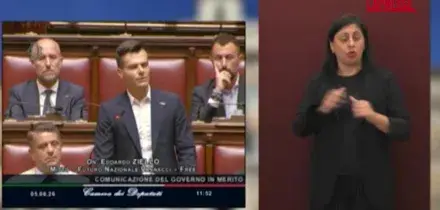 Ziello mostra cappio alla Camera, il deputato di Vannacci contro il Safe