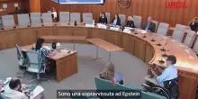 Caso Epstein, una vittima: &ldquo;Il suo ranch mai stato perquisito, quante prove sono andate perdute?&rdquo;