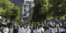 Giappone, Hiroshima ricorda la bomba atomica: le commemorazioni per l&rsquo;81&deg; anniversario dell&rsquo;attacco nucleare