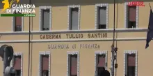 Livorno, nascondeva coca e hashish nel frigo del vicino: arrestate due persone