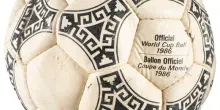 Maradona, all&rsquo;asta negli Usa il pallone della &lsquo;Mano di Dio&rsquo;