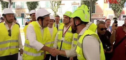 Salvini al cantiere Pigneto scherza con project manager: &ldquo;Pm? Meglio che cambiate acronimo&rdquo;