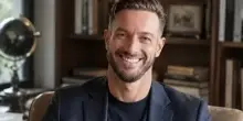 &ldquo;Sii Luce, Non Farfalla&rdquo;, esce il romanzo d&rsquo;esordio di Alessandro Falcinelli
