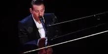 Gabbani ha un malore, interrotto il concerto a Letojanni: cosa &egrave; successo