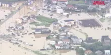 Alluvione in Giappone, intere citt&agrave; sommerse da acqua e fango