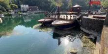 Siccit&agrave;, la secca del fiume Adda ferma anche il traghetto di Leonardo da Vinci