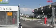 Roma, arrestato tassista pusher: a Fiumicino con 1,3 kg di hashish