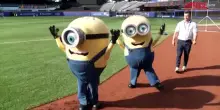 Baseball: Minions invadono il Citi Field di New York prima della partita dei Mets
