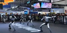 Unitree, debutto record in Borsa per l&rsquo;azienda cinese che produce robot umanoidi
