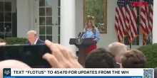 Melania Trump torna a parlare in pubblico e scherza: "Ho sentito che vi sono mancata, eccomi"
