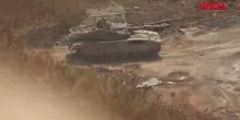 Libano, colonne di fumo nel sud. Militari israeliani schierati al confine
