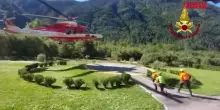 Maltempo in Lombardia, 29 persone bloccate in rifugi nel Bergamasco: levacuazione con lelicottero