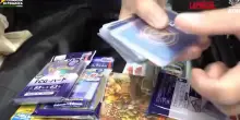 Malpensa, sequestrate oltre 600 carte da collezione per un valore di quasi 30mila euro