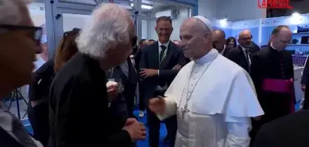 Il Papa incontra incontra il sassofonista dei Blues Brothers Lou Marini: "Sono un tuo fan dal liceo"