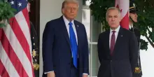 Usa-Canada, Trump torna ad attaccare il Canada e annuncia: &ldquo;Dal 2027 dazi su auto e acciaio al 50%&rdquo;