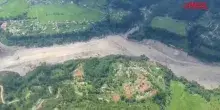 Nepal, le zone alluvionate viste dallelicottero. Le immagini di CCTV