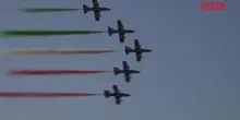Romania: air show a Bucarest, le frecce tricolori danno spettacolo