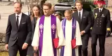 Norvegia, la famiglia reale alla messa in ricordo di Re Harald V