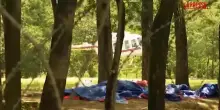 Nepal, elicotteri con soccorritori e fornitori vanno e vengono dalle zone inondate