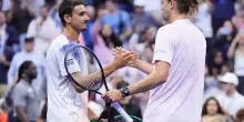 Us Open 2026, fuori Sonego: Zverev soffre, ma si impone al quinto set