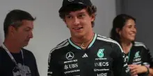 Kimi Antonelli al Gp Monza 2026 con un casco speciale