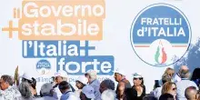 Meloni a Bari per la festa del governo pi&ugrave; longevo &ndash; La diretta