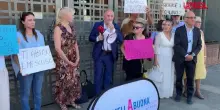 13enne molestata a Torino, 15 manifestanti al presidio contro la scarcerazione
