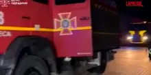 Ucraina, attacco russo su Odessa: in fiamme un magazzino alimentare