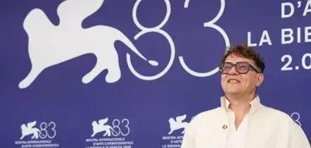 Mostra Cinema Venezia 2026, il regista russo augura la vittoria all&rsquo;Ucraina