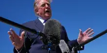 Usa, lo show di Trump: &ldquo;Se vinciamo midterm 5mila dollari a ogni statunitense&rdquo;