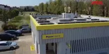 Poste Italiane accelera sulla transizione energetica: 210 nuovi impianti fotovoltaici