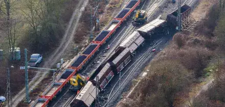 Francia, deraglia treno regionale: almeno 44 feriti