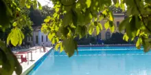 Risucchiata da bocchettone in piscina, altri quattro indagati per morte 11enne a Genova