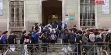Torino, prima campanella per il ritorno degli studenti a scuola