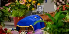 Addio a Emma Bonino, i funerali di Stato a Roma. Campidoglio blindato &ndash; La diretta