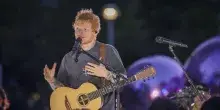 Ed Sheeran parla dell&rsquo;esclusione di Macklemore dal tour: &ldquo;Decisione presa dal promoter, non da me&rdquo;