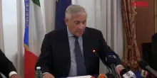 Tajani: "La Russia si &egrave; isolata da sola, con la pace via sanzioni"