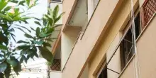 Bambino di 5 anni cade dal balcone ed &egrave; gravissimo: il piccolo era solo in casa