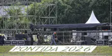 Pontida al via il raduno della Lega: cancellate scritte contro Salvini