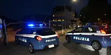 Torino, attira 12enne con la scusa di un giro in monopattino e lo violenta: arrestato un 20enne